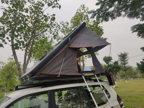 Aluminum triangle tent - Image 10