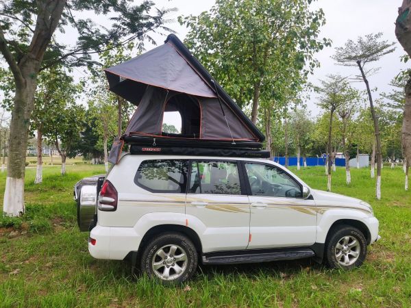 Aluminum triangle tent