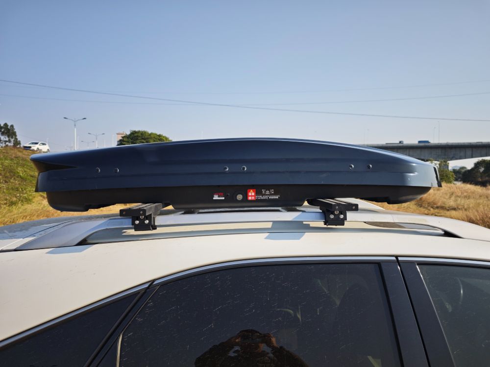 Car roof box 3034